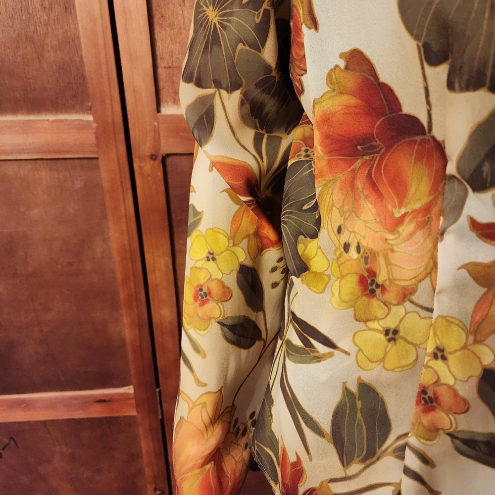 Blouse - Picture 5 of 10